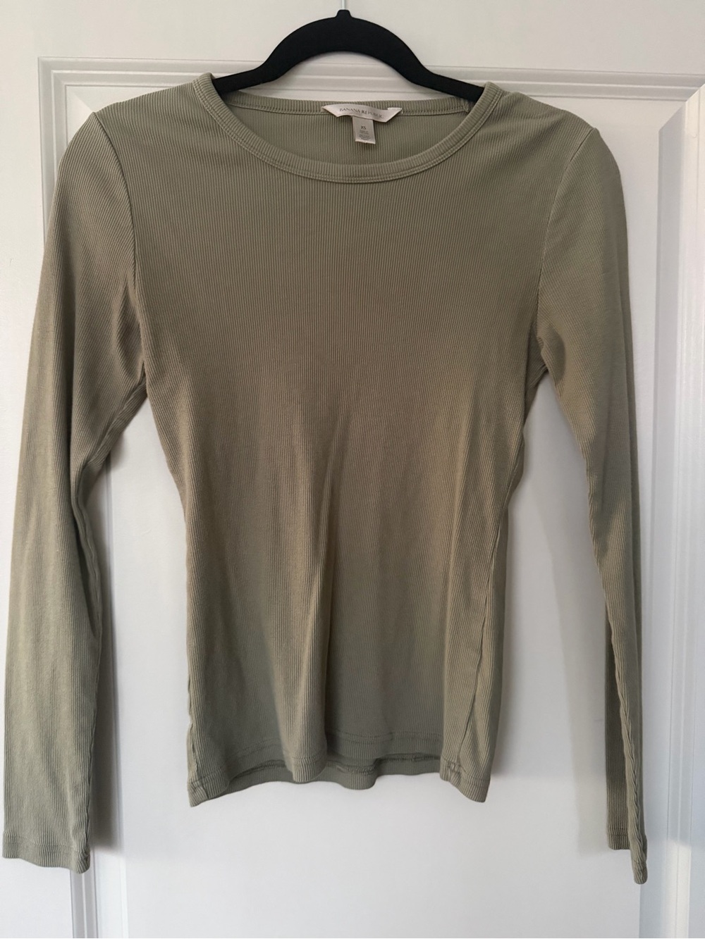 Banana Republic Ribbed Long-Sleeve Crewneck Top - Sage
